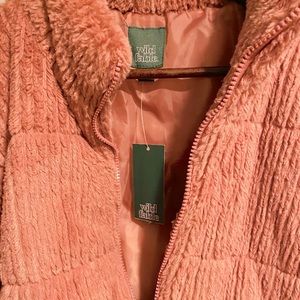 Wild fable, size m, pink fuzzy jacket, brand new